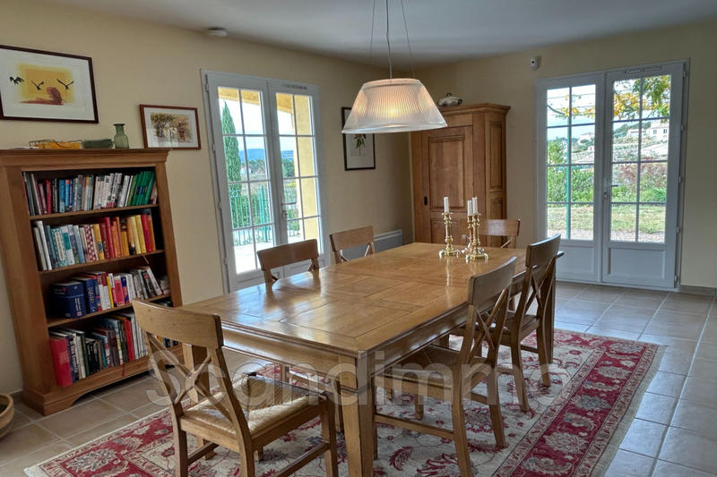 Maison - 190 m² - 5 pièces