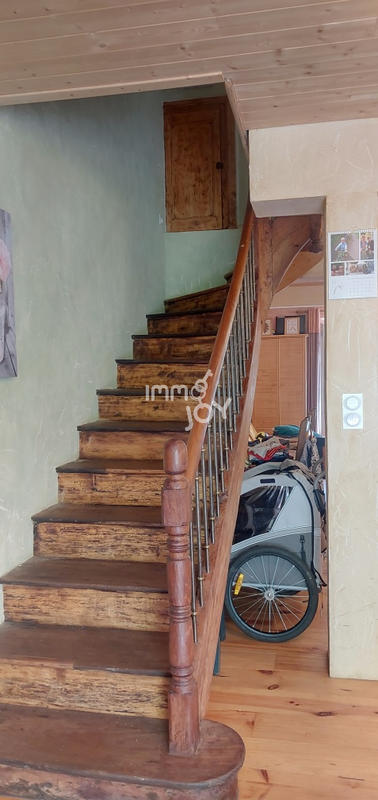 Maison - 93 m² - 4 pièces