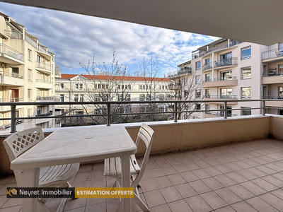 Appartement - 68 m² - 3 pièces