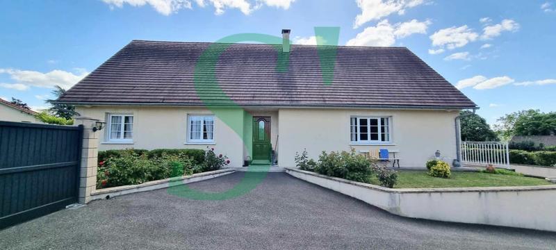 Maison - 232 m² - 8 pièces