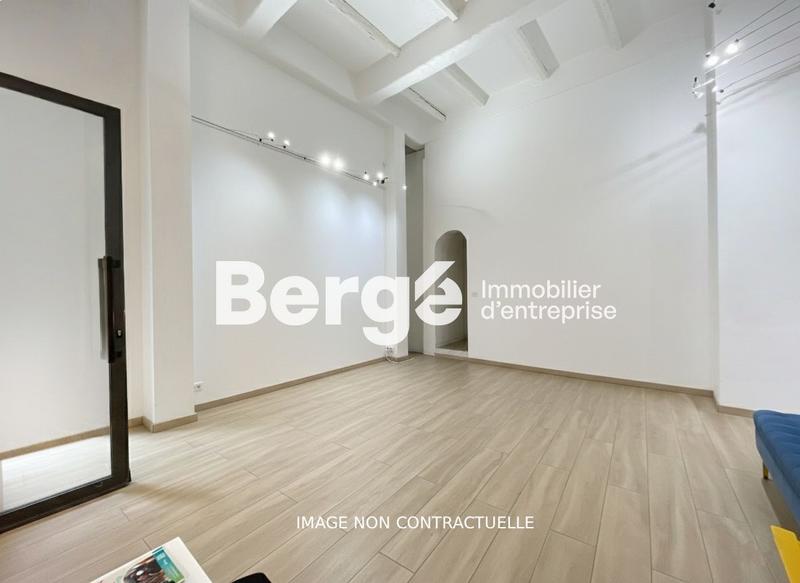 Local commercial - 30 m² - 3 pièces