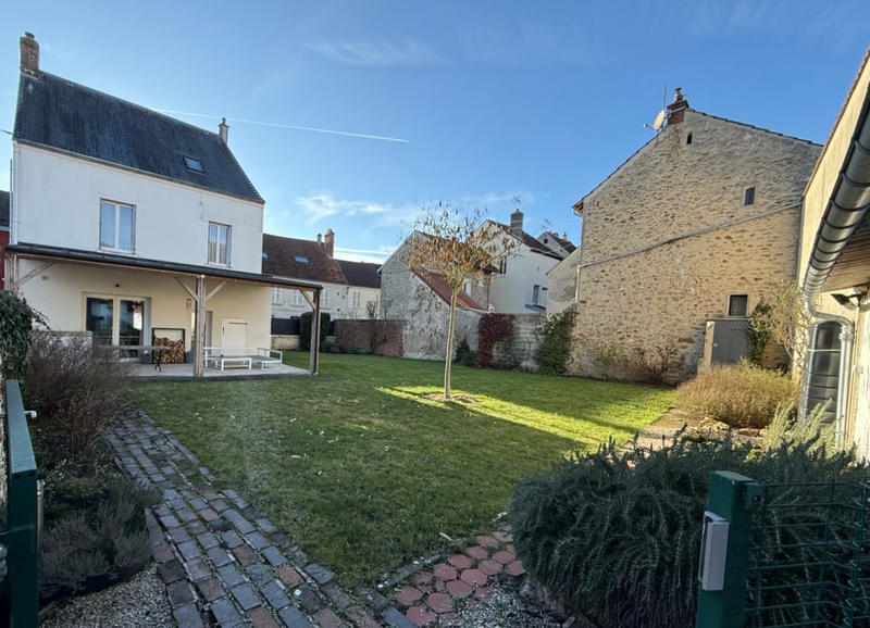 Maison - 110 m² - 5 pièces