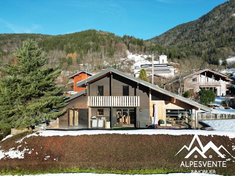 Châlet - 157 m² - 6 pièces