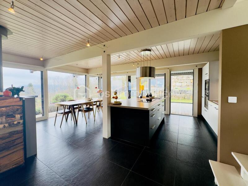 Propriété - 276 m² - 10 pièces