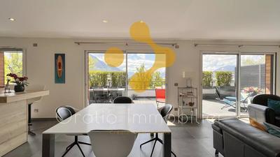 Appartement - 103 m² - 4 pièces