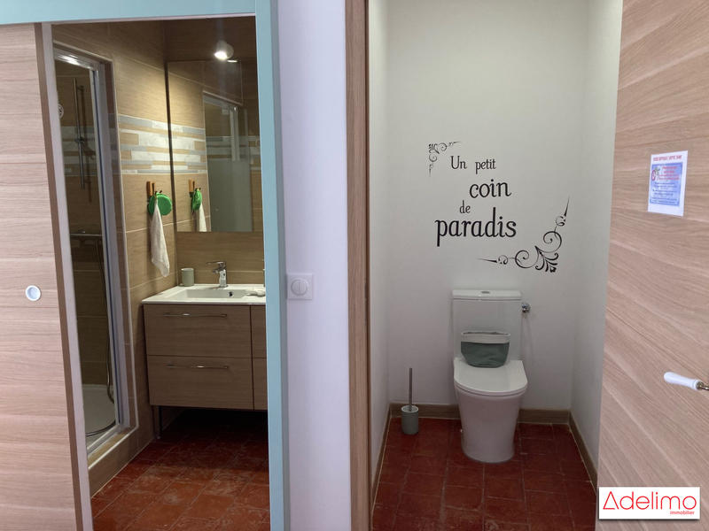 Mas - 418 m² - 18 pièces