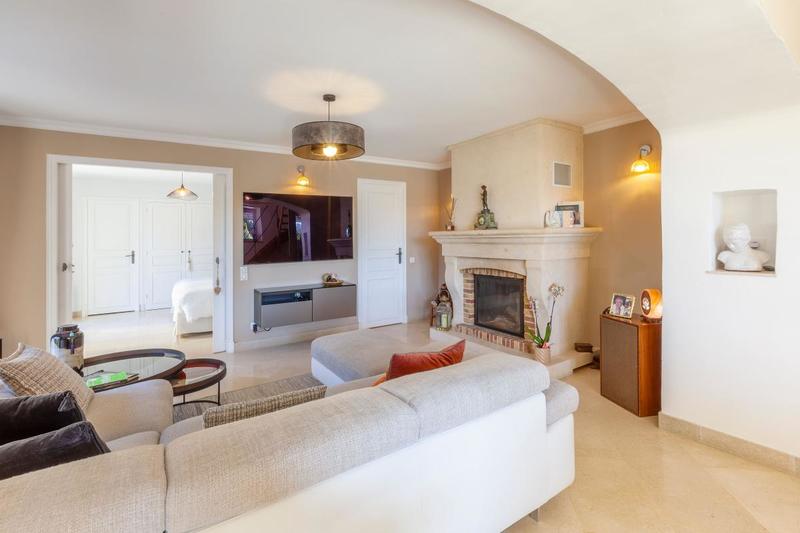 Maison de campagne - 370 m² - 10 pièces