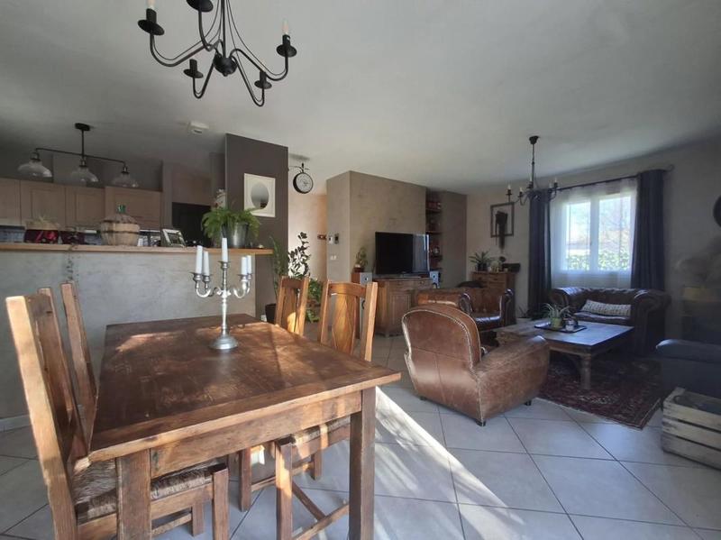 Maison - 146 m² - 7 pièces