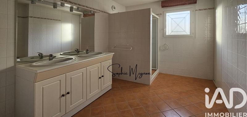 Maison - 206 m² - 8 pièces