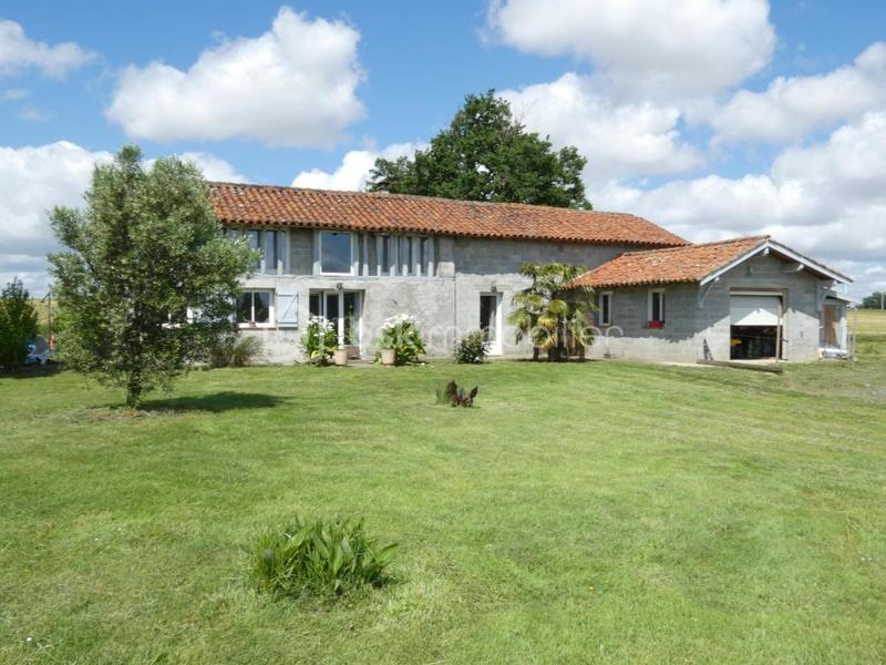 Maison - 190 m² - 5 pièces