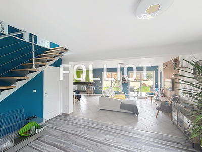 Maison - 146 m² - 5 pièces