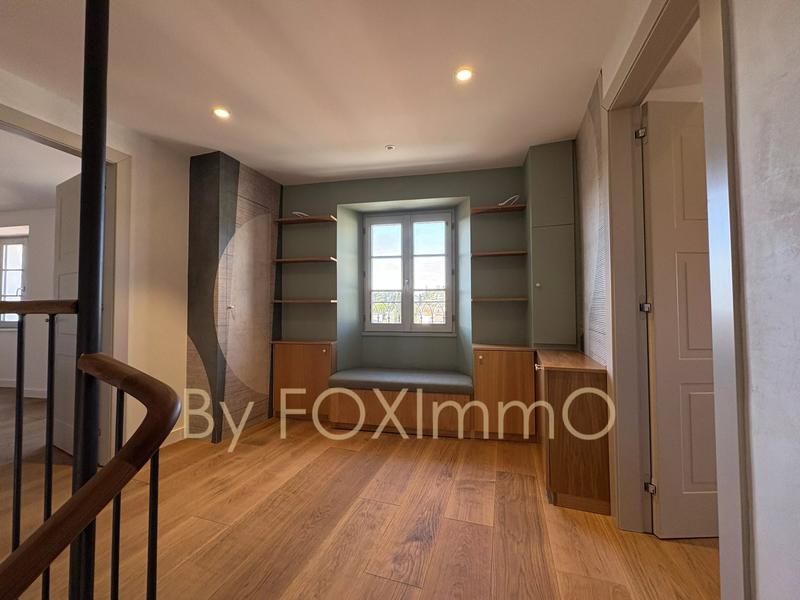 Maison de village - 209 m² - 8 pièces