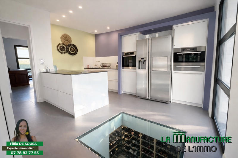 Villa - 202 m² - 7 pièces