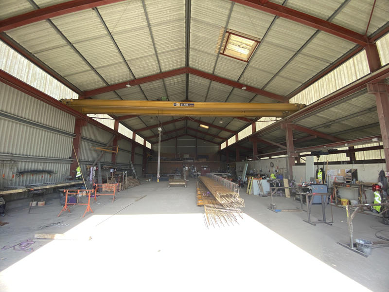 Local commercial - 840 m²