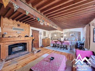 Maison ancienne - 200 m² - 9 pièces