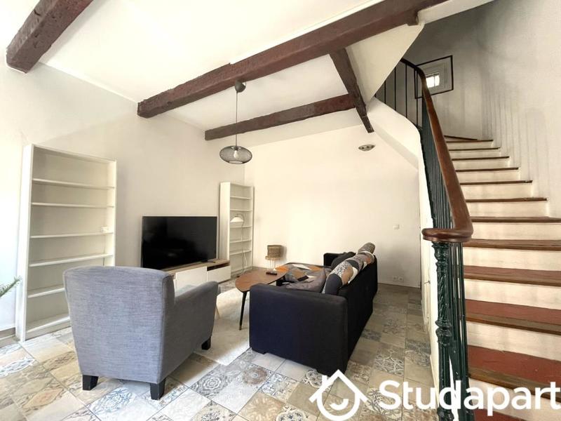 Chambre - 9 m² - 1 pièce