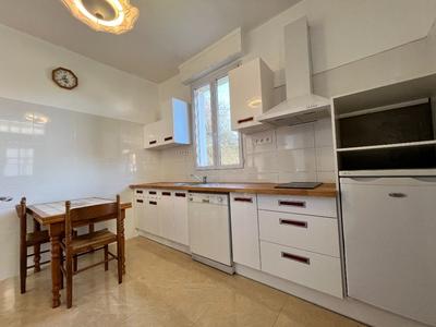 Maison - 95 m² - 6 pièces