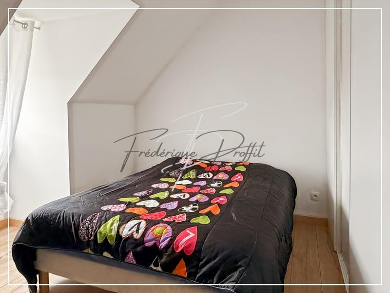 Maison - 167 m² - 6 pièces