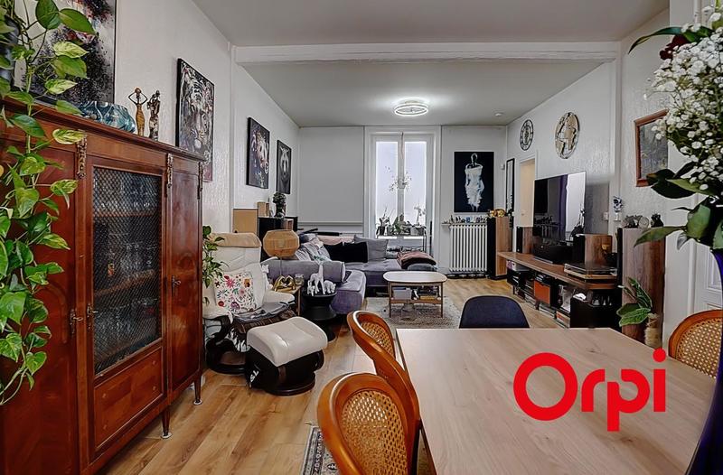 Appartement - 94 m² - 3 pièces