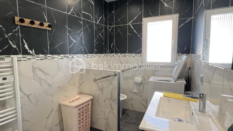 Maison - 105 m² - 6 pièces