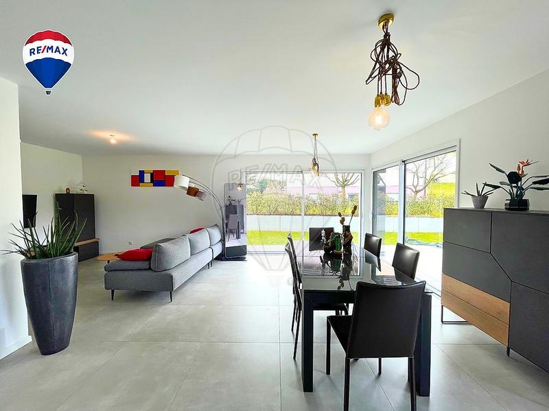 Maison - 118 m² - 5 pièces