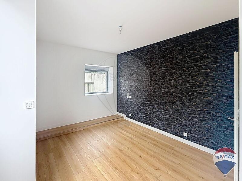 Appartement - 148 m² - 6 pièces