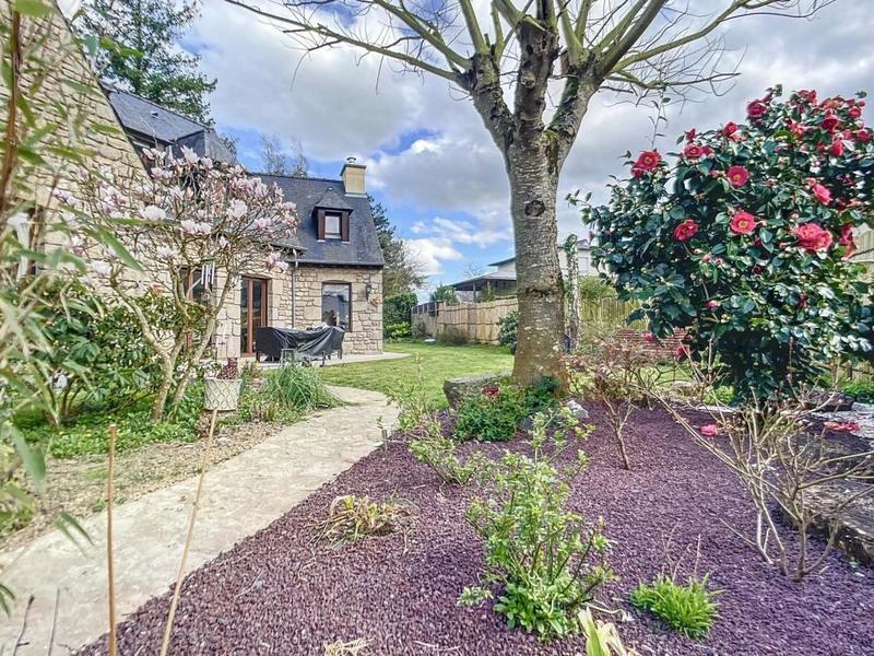 Maison - 198 m² - 7 pièces