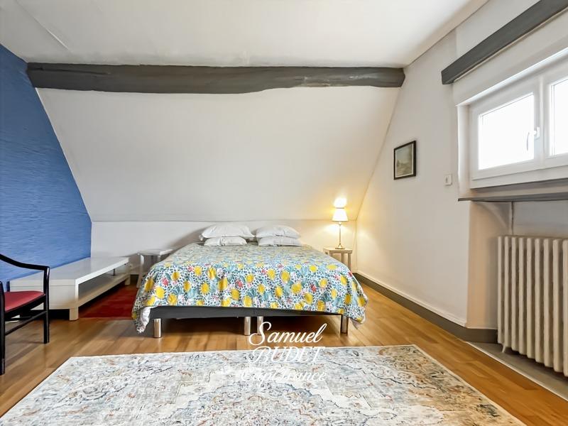 Maison - 245 m² - 7 pièces