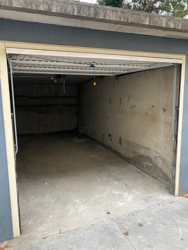 Parking / Garage - 14 m²