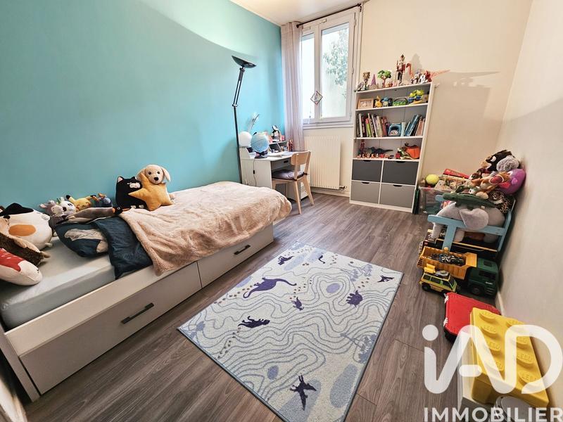 Appartement - 94 m² - 5 pièces
