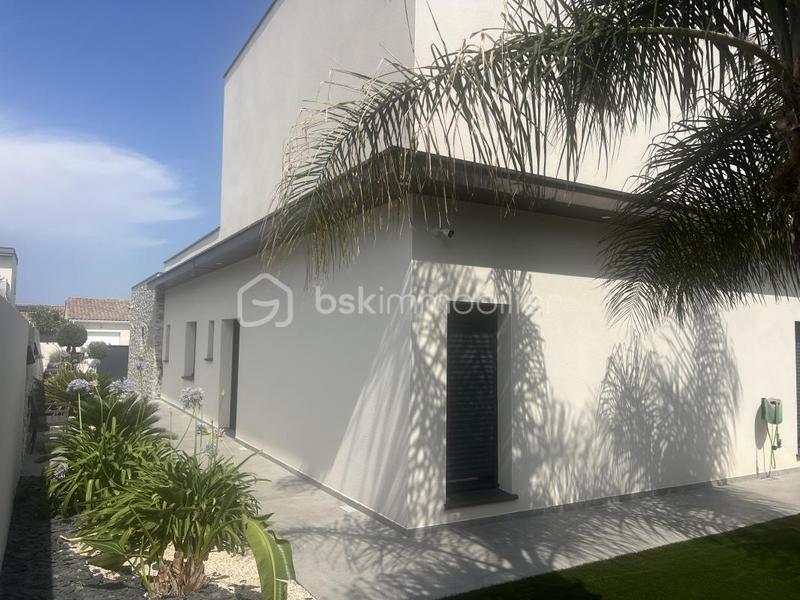 Maison - 170 m² - 5 pièces