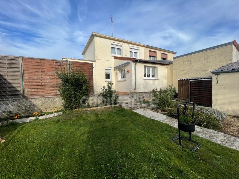 Maison - 80 m² - 5 pièces