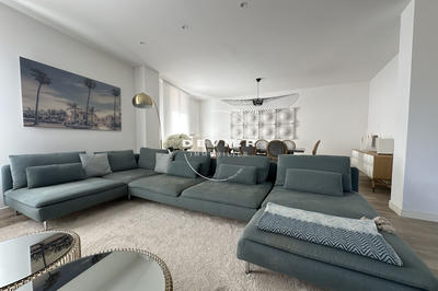 Maison de maîtres - 240 m² - 9 pièces