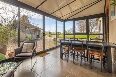 Maison - 161 m² - 8 pièces