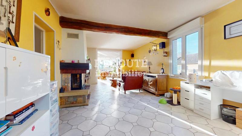 Maison de village - 211 m² - 8 pièces