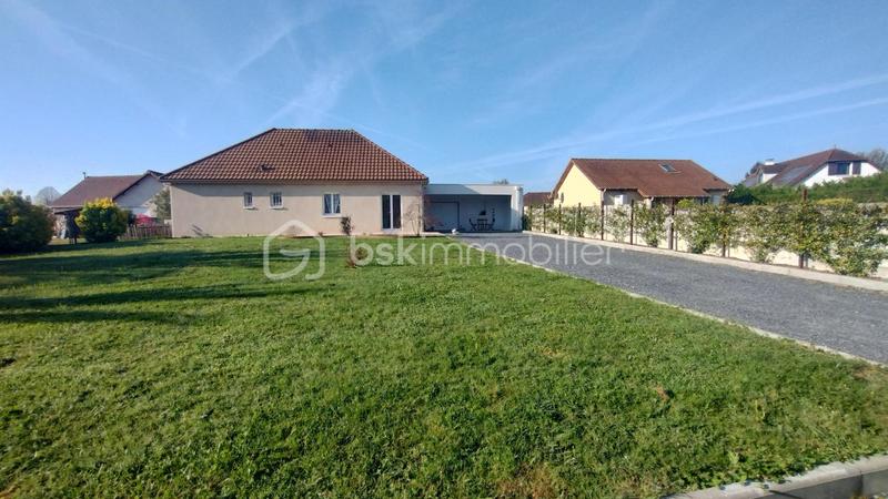 Maison - 120 m² - 5 pièces