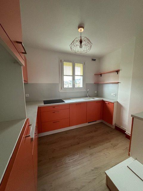 Appartement - 76 m² - 4 pièces