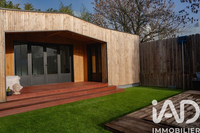 Maison de ville - 236 m² - 8 pièces