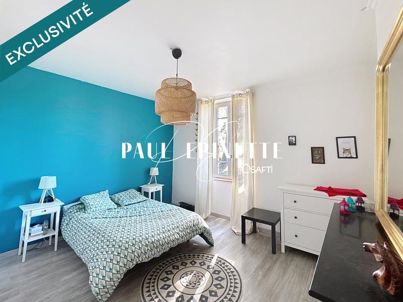 Maison - 137 m² - 5 pièces