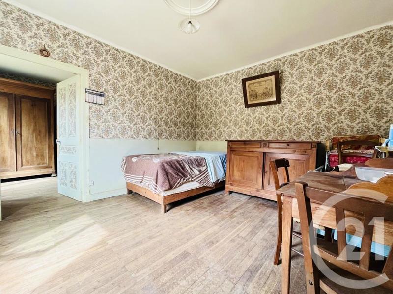 Maison de village - 94 m² - 4 pièces