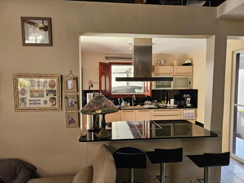 Maison - 190 m² - 6 pièces