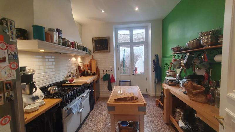 Maison de ville - 349 m² - 12 pièces