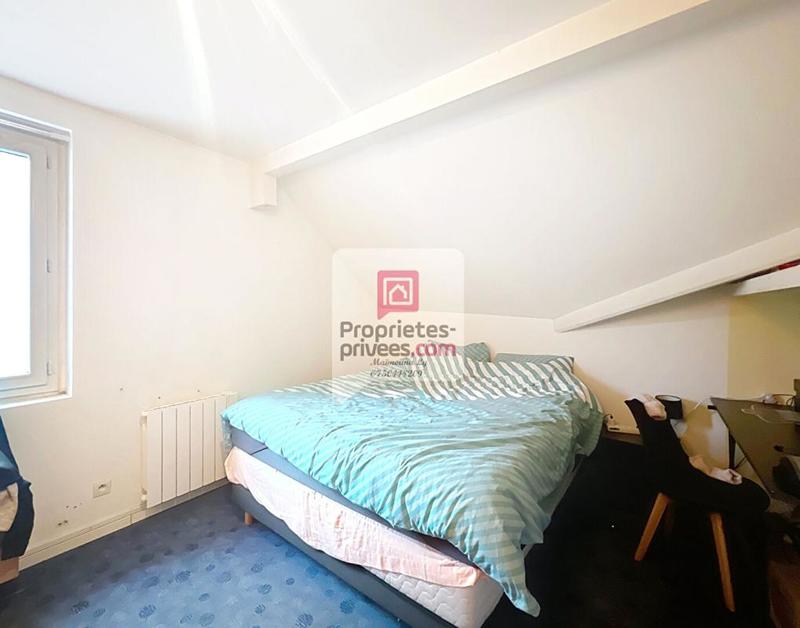 Maison - 200 m² - 13 pièces