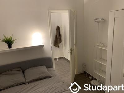 Chambre - 14 m² - 1 pièce