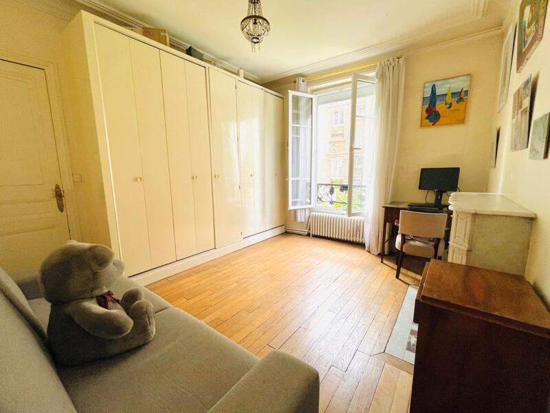 Appartement - 222 m² - 7 pièces