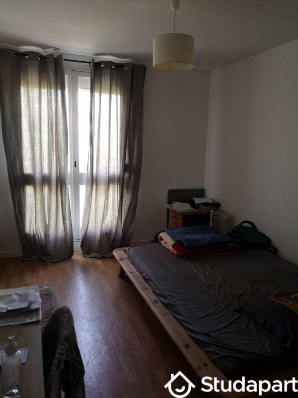 Chambre - 15 m² - 1 pièce