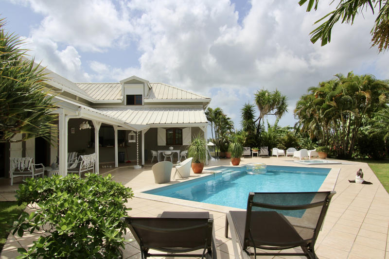 Villa - 200 m² - 5 pièces