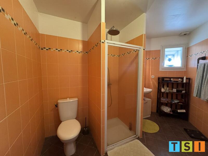 Maison - 158 m² - 6 pièces