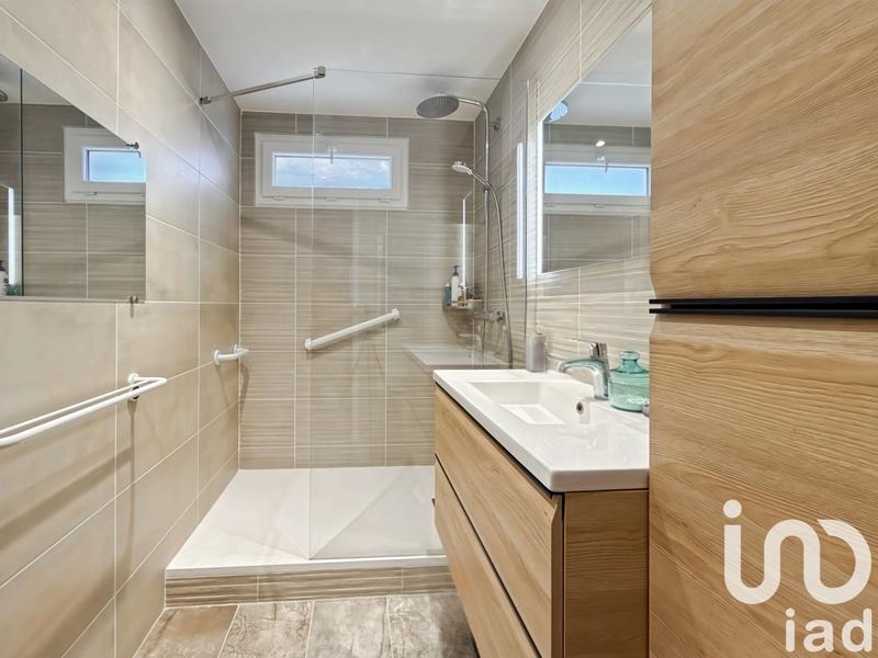 Maison - 80 m² - 5 pièces