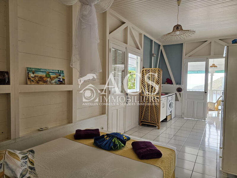 Maison - 139 m² - 9 pièces